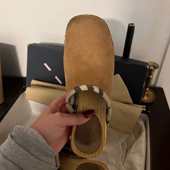 Burberry Tan Suede Nova Check Mule Clogs - Picture 9 of 10